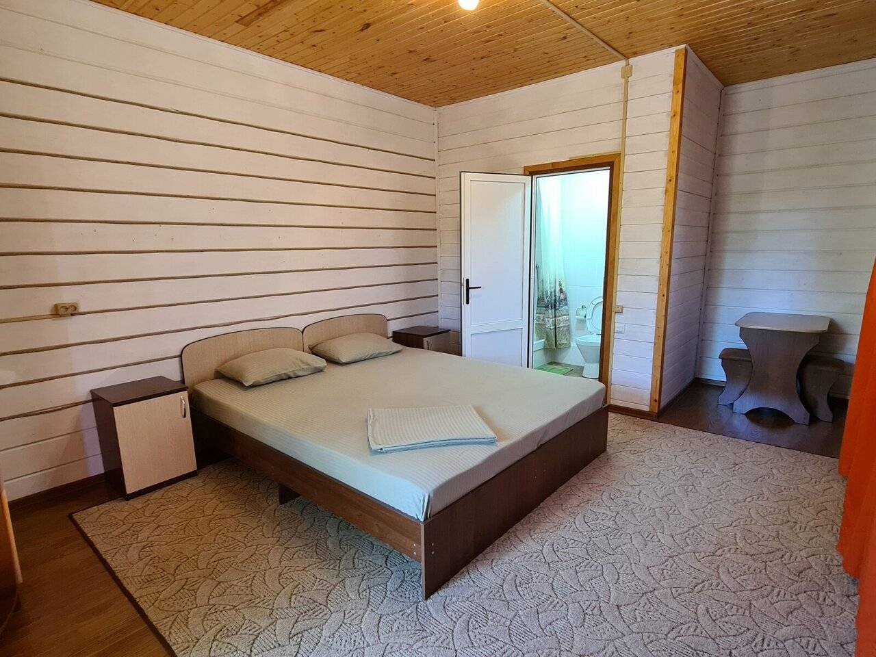 Фотографии номера Двухместный номер с раздельными кроватями в Гостевом доме Мама Джан Архипо-Осиповка