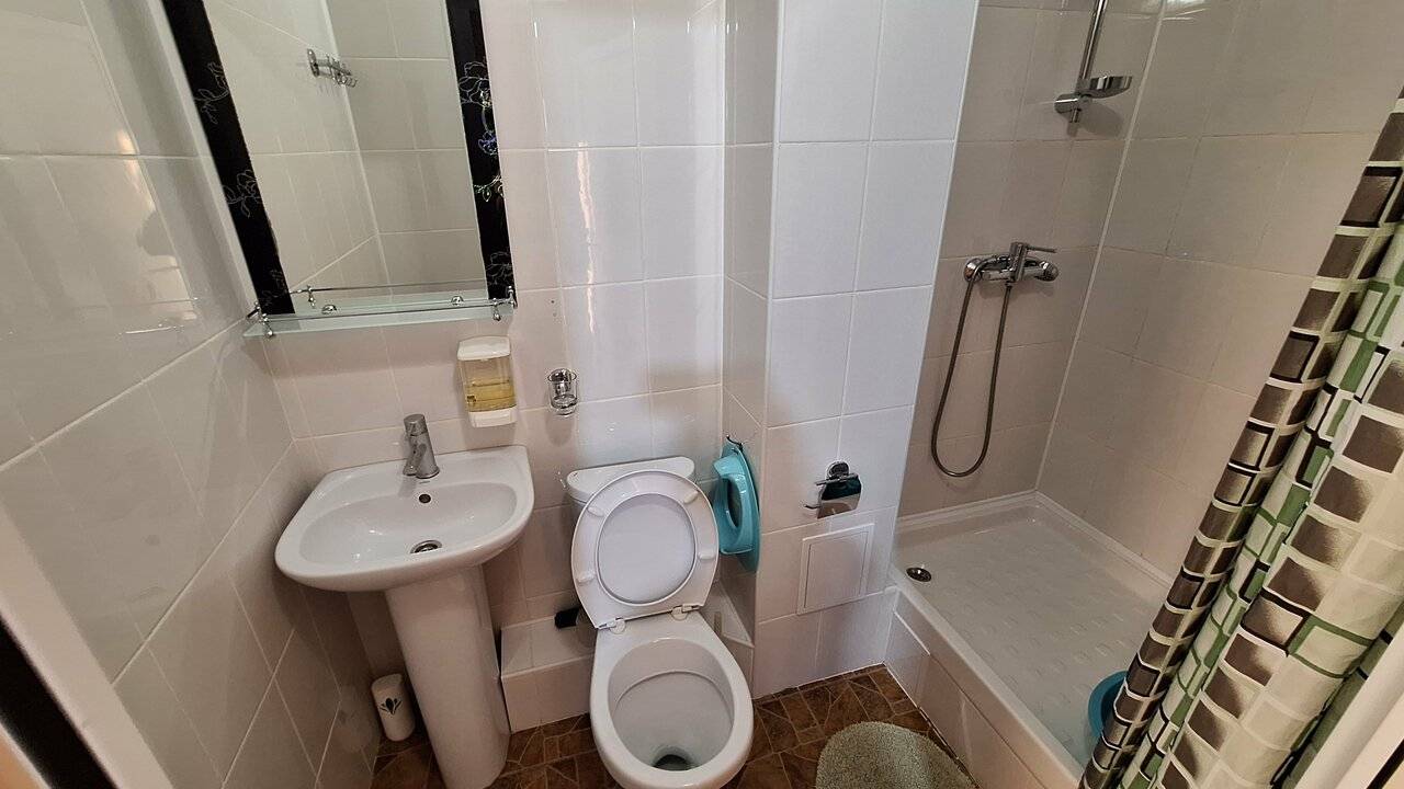 Фотографии номера Четырехместный номер с раздельными кроватями в Гостевом доме Мама Джан Архипо-Осиповка