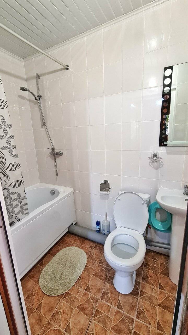 Фотографии номера Трехместный номер с раздельными кроватями в Гостевом доме Мама Джан Архипо-Осиповка