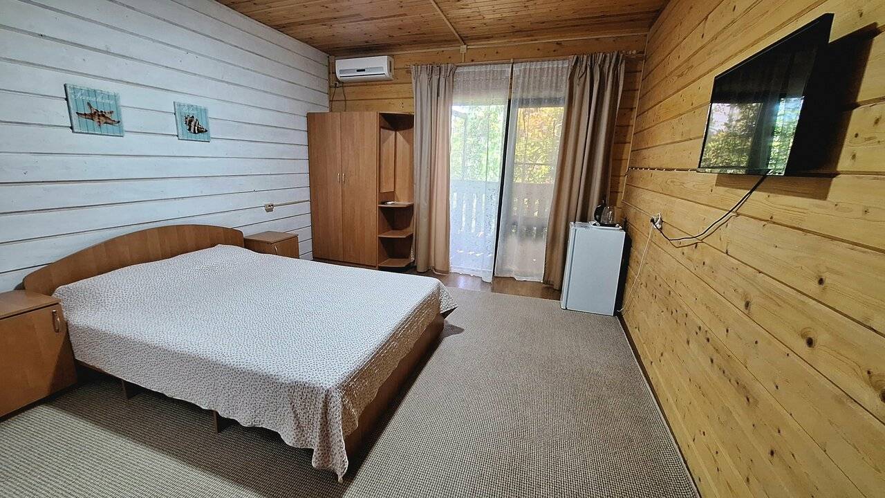 Фотографии номера Двухместный номер с 1 кроватью в Гостевом доме Мама Джан Архипо-Осиповка